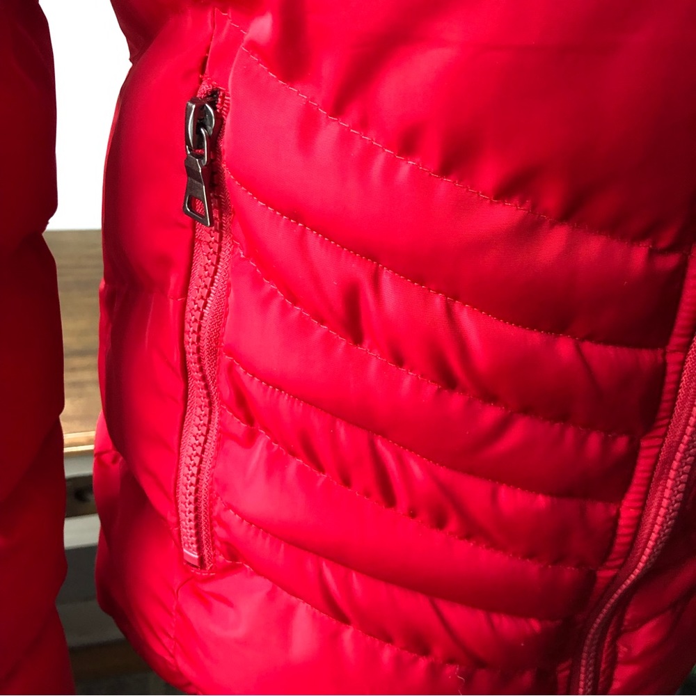 Red Short Puffer Jacket - Picture 5 of 11